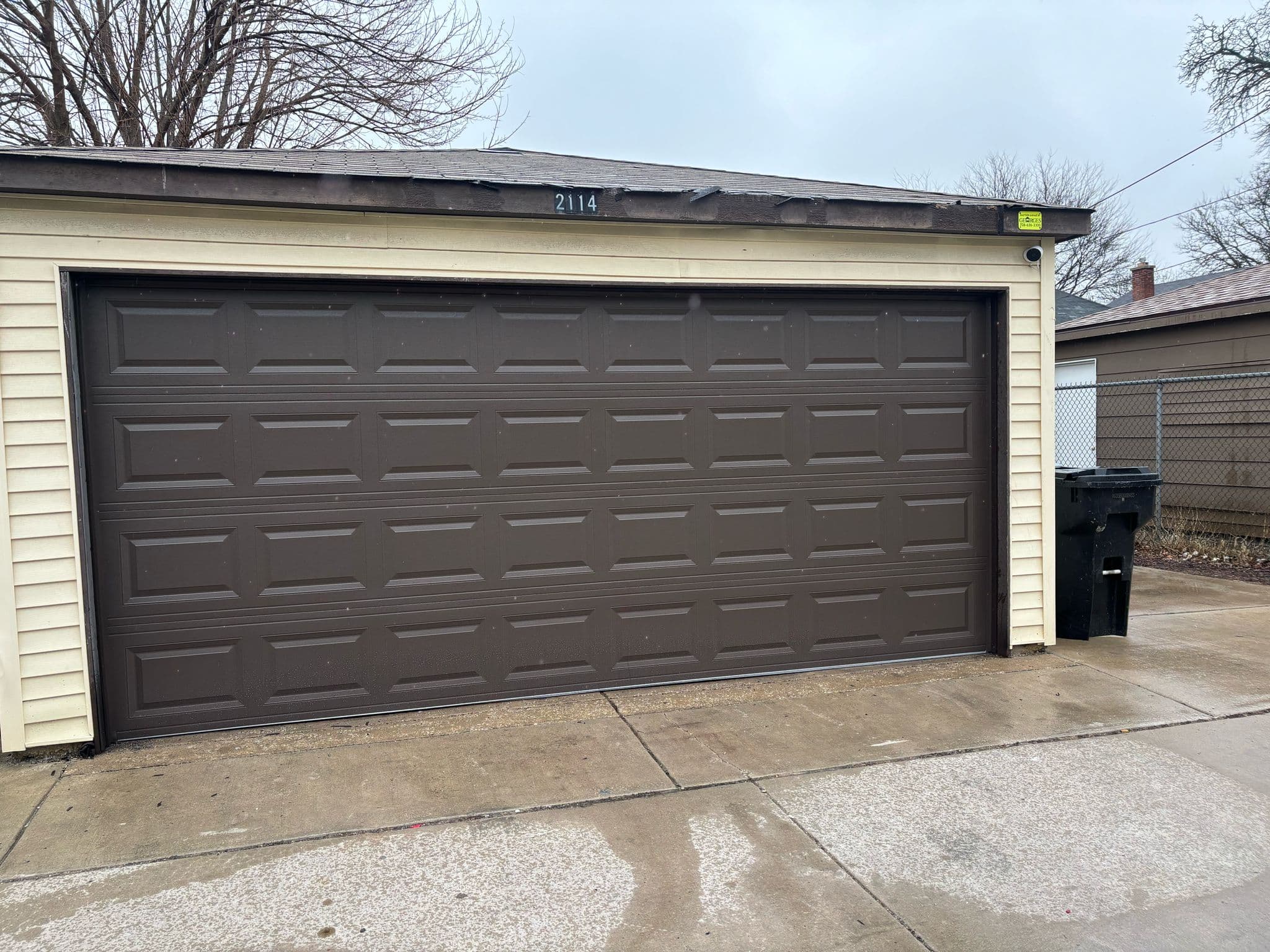 Garage door repair in Bolingbrook, IL