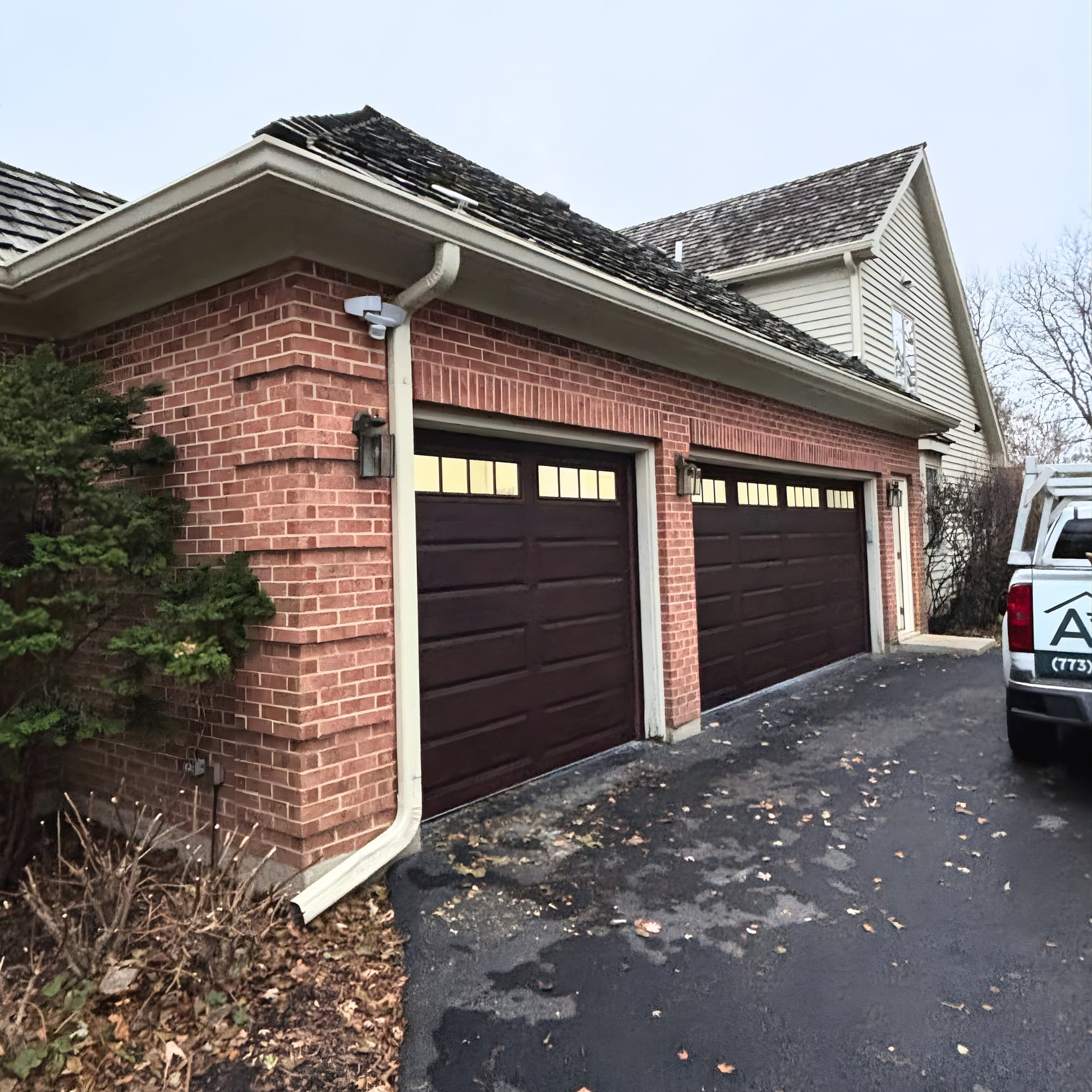 Garage door repair in Wheaton, IL